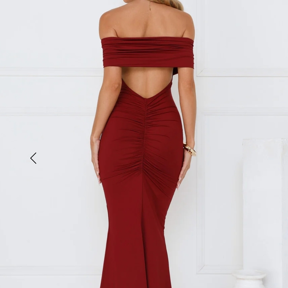 Chic Strapless Burgundy Dress